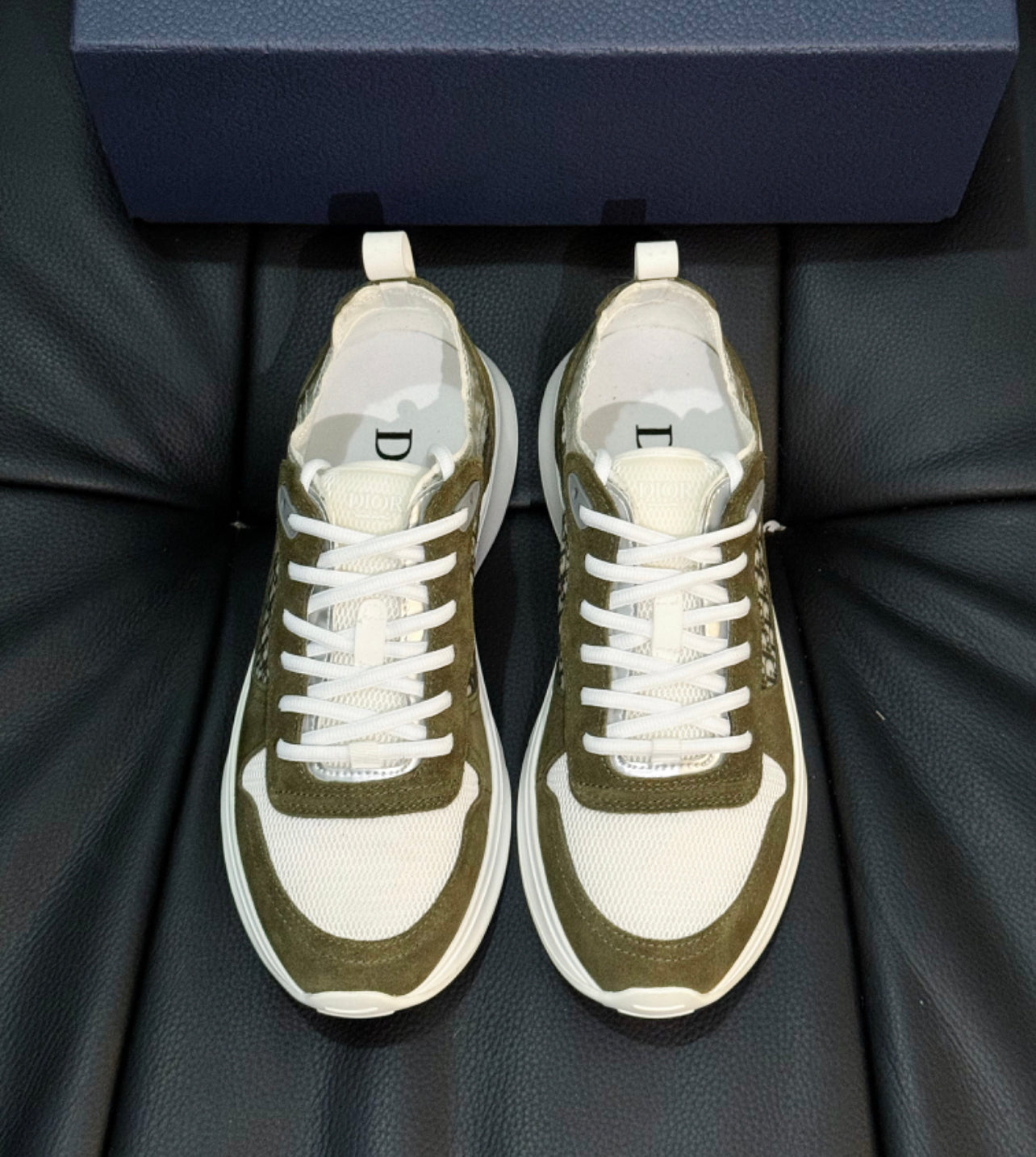 Sneakers B25 olive