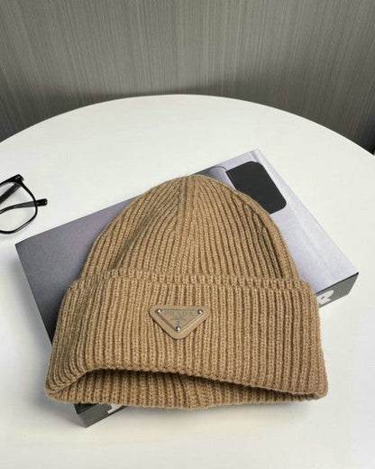 Bonnet PRADA