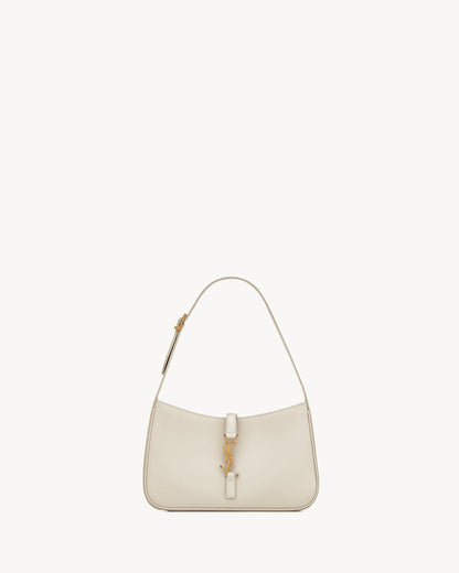 LE 5 À 7 EN CUIR LISSE
