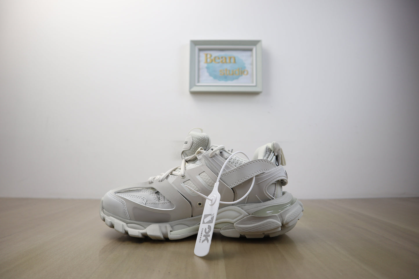 Blncg track blanche