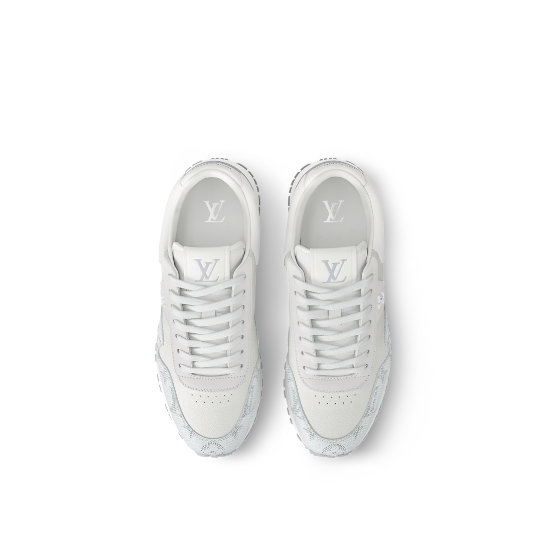 Sneaker Run Away
