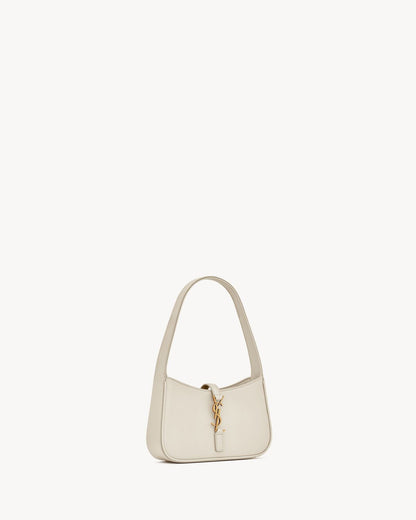 LE 5 À 7 MINI EN CUIR LISSE