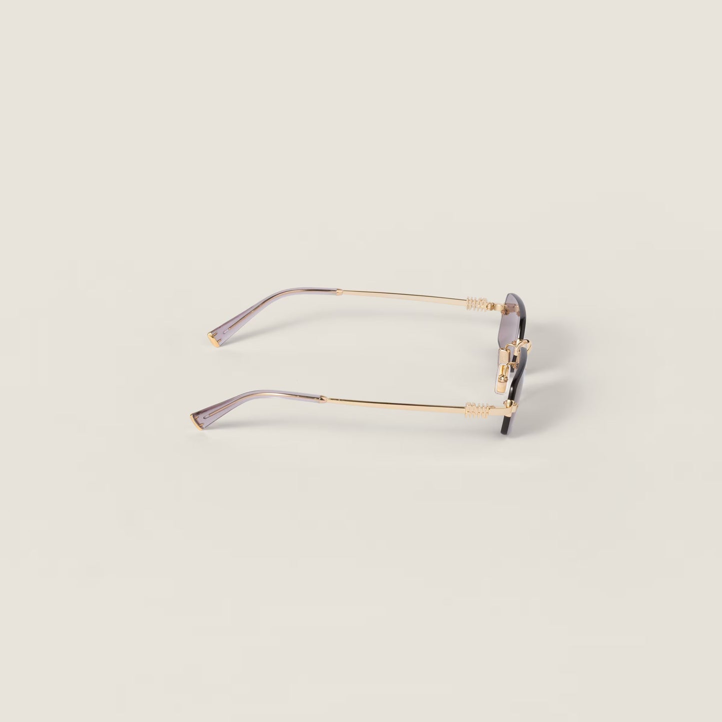 Lunettes de soleil de la collection Miu Miu Eyewear