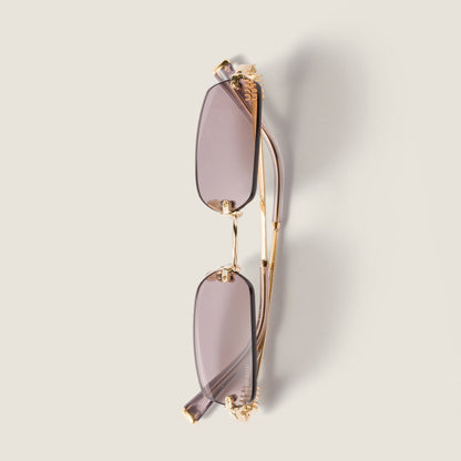 Lunettes de soleil de la collection Miu Miu Eyewear