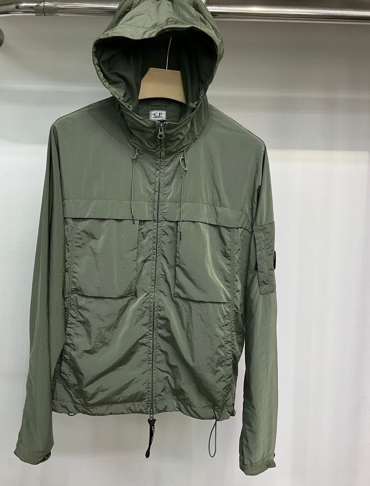 Veste nylon capuche CP