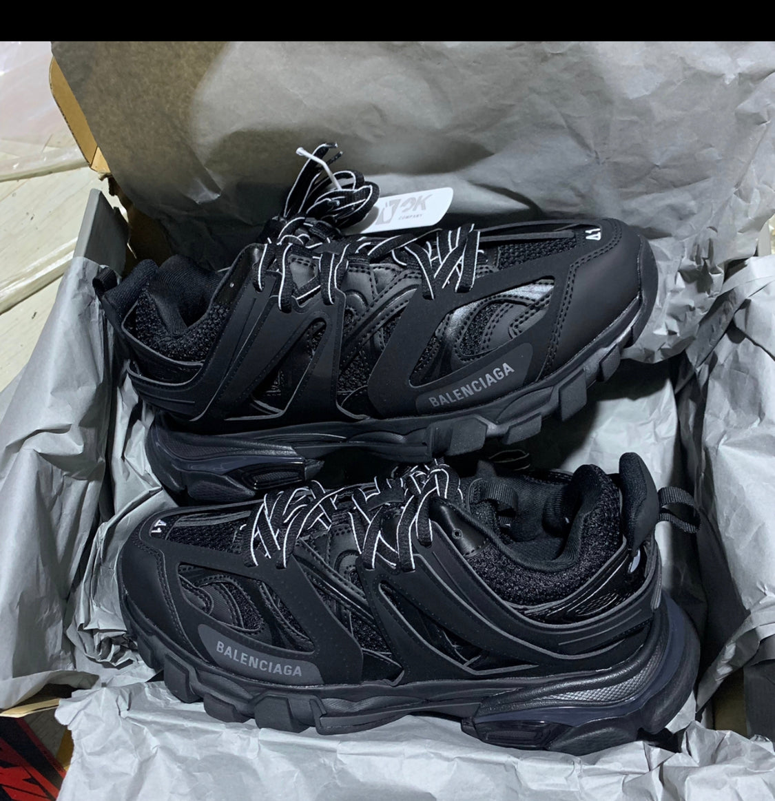 Blncg track noir