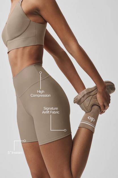 Short de yoga ALO beige